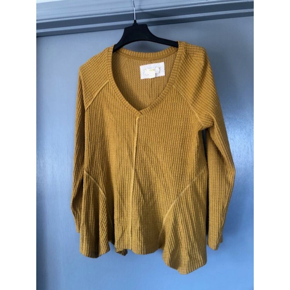 Maeve Anthropologie Gold Women's Sweater Long Sleeve V-Neck Size Medium